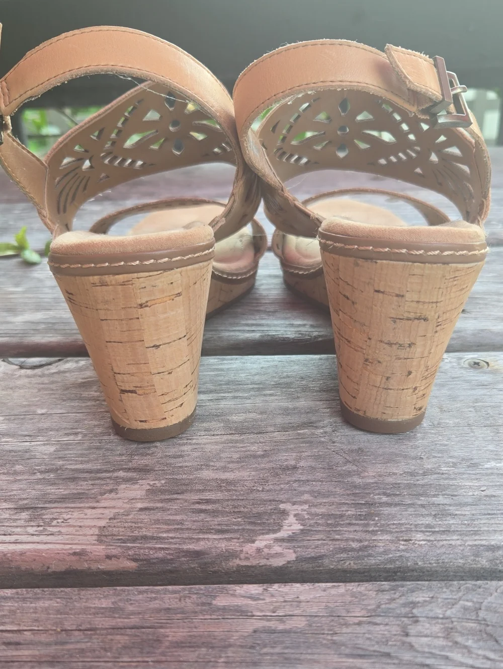 Easy Spirit Kristina Wedge Sandals Size 8.5 Wide